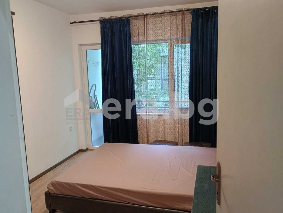 Обзаведен двустаен апартамент в Гръцката махала