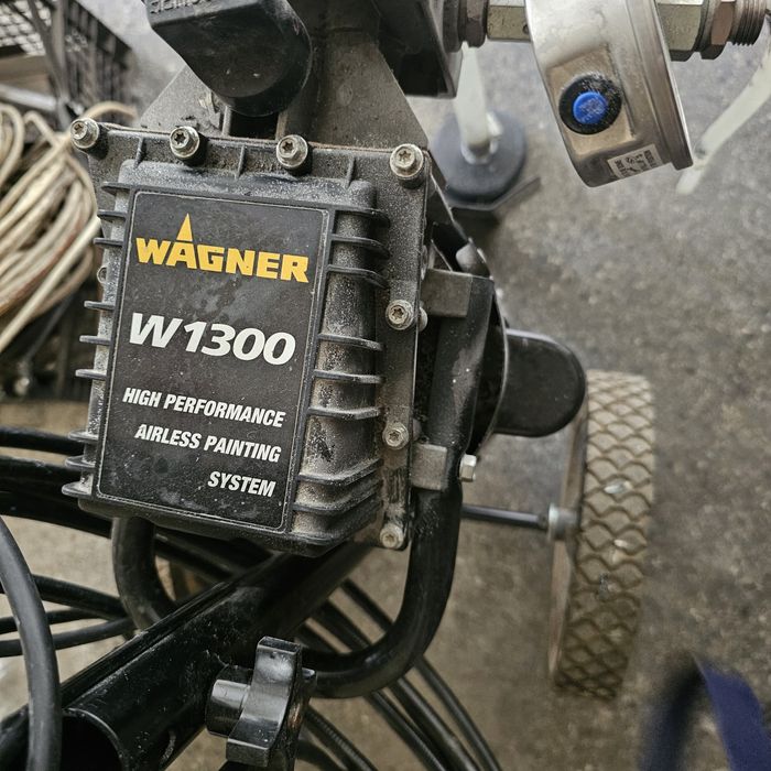Професионална машина  безвъздушно боядисване  шпакловане wagner w1300