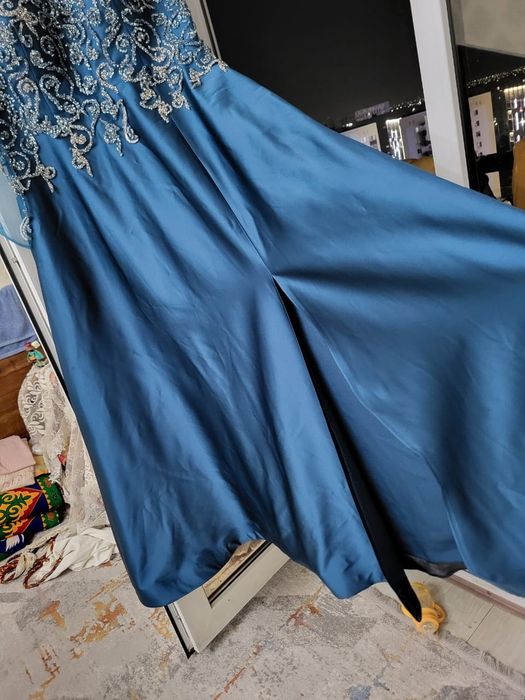 Платье вечернее на той