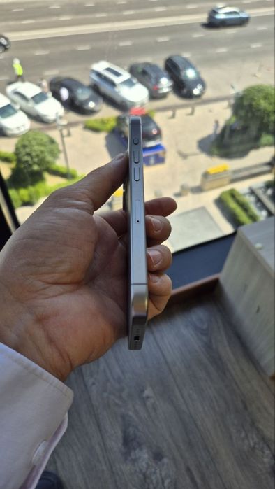 Продается iPhone 15 pro 256gb