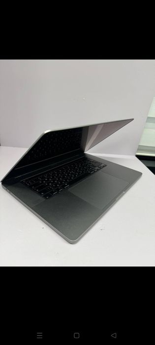 Ноутбук MacBook Pro intel core i7