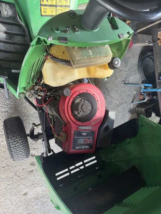 Tractoras gazon 12 cai