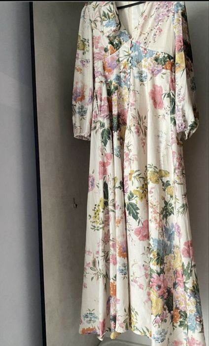 Плятье новое 44 размер