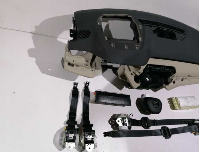 Skoda Octavia 4 2020 kit airbag volan pasager plansa bord HUD centuri