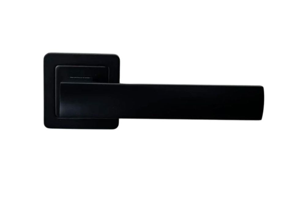 Дверные ручки 2шт