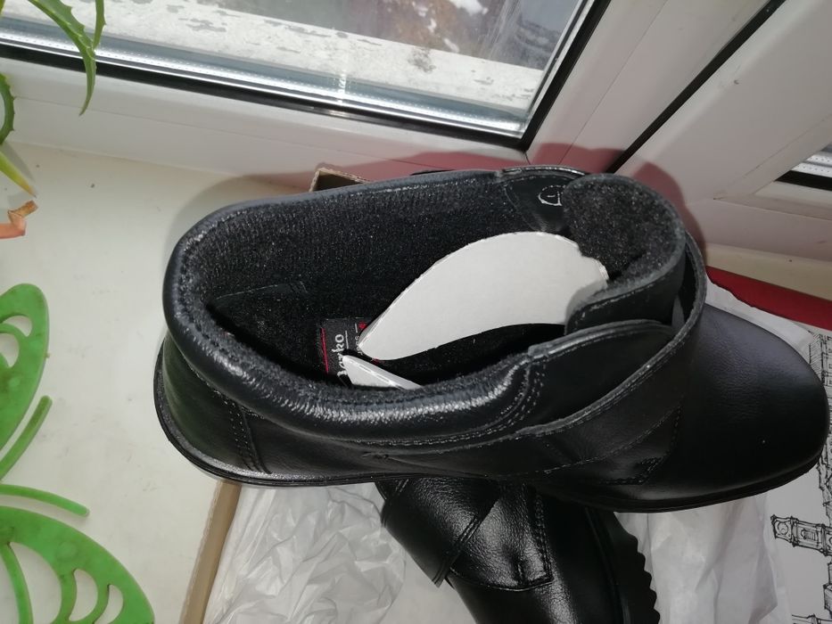 Продам обувь демисезонную