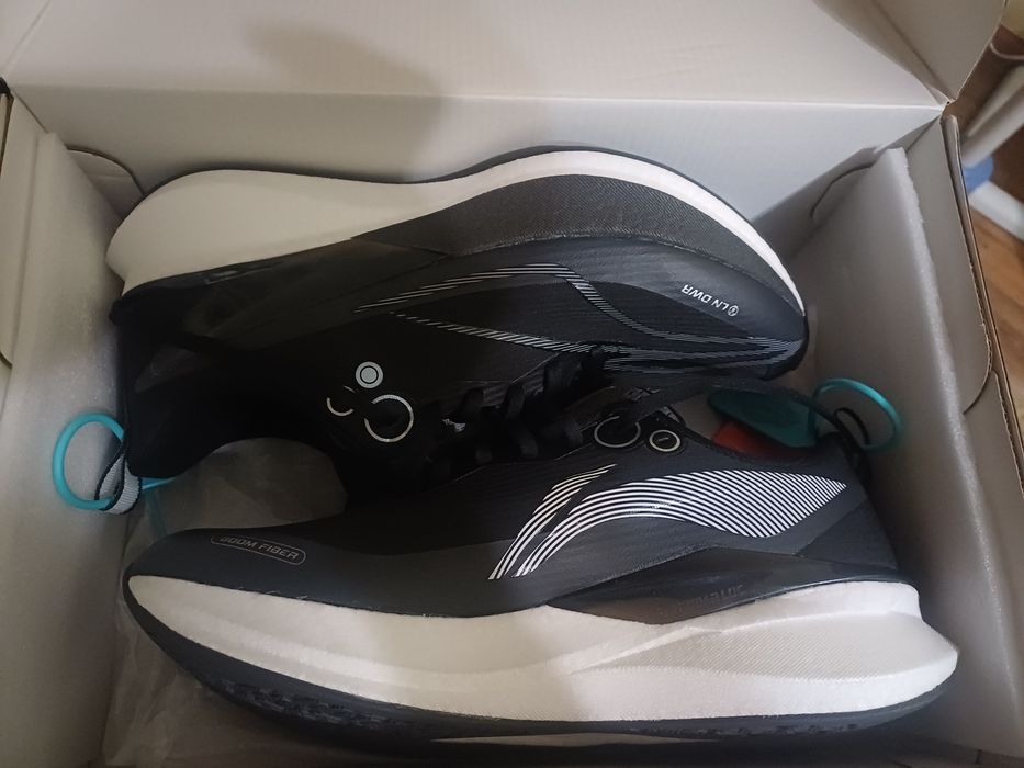 Li-Ning Red Hare 8 PRO