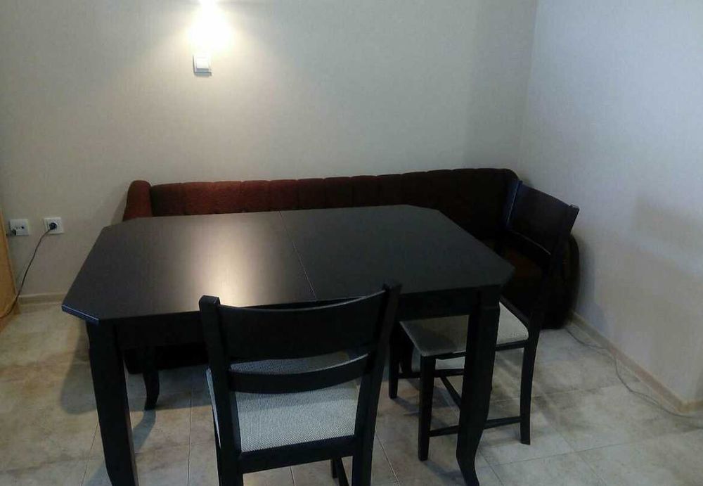 Дава се под наем Двустаен апартамент в Бургас, Център - 54 кв.м за 94.35 € - Снимка #2