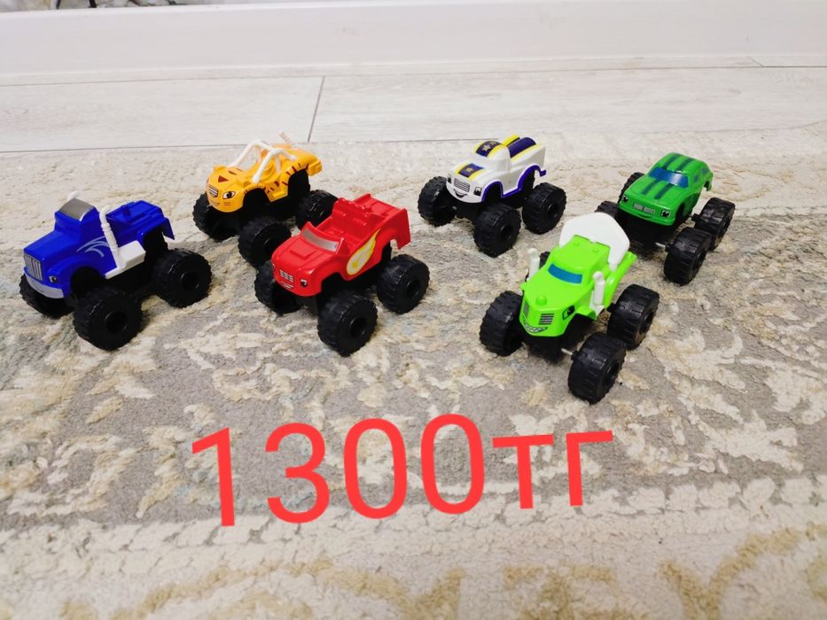 Продам машинки.     .