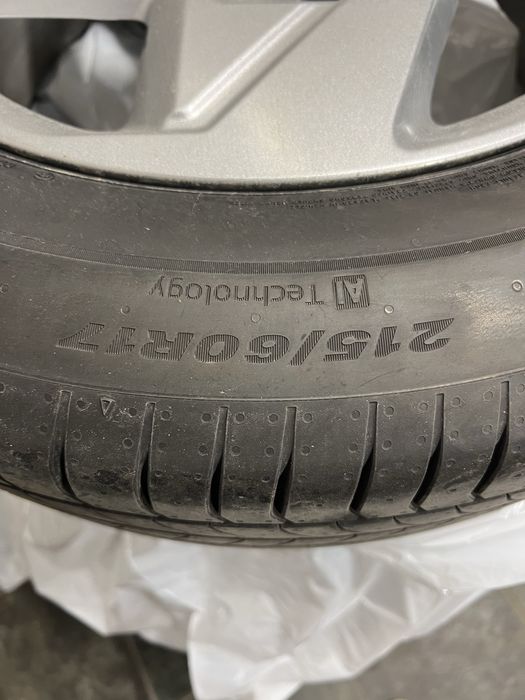 Hyundai Kona джанти и гуми 215/60R17 nexen нови 2025г.