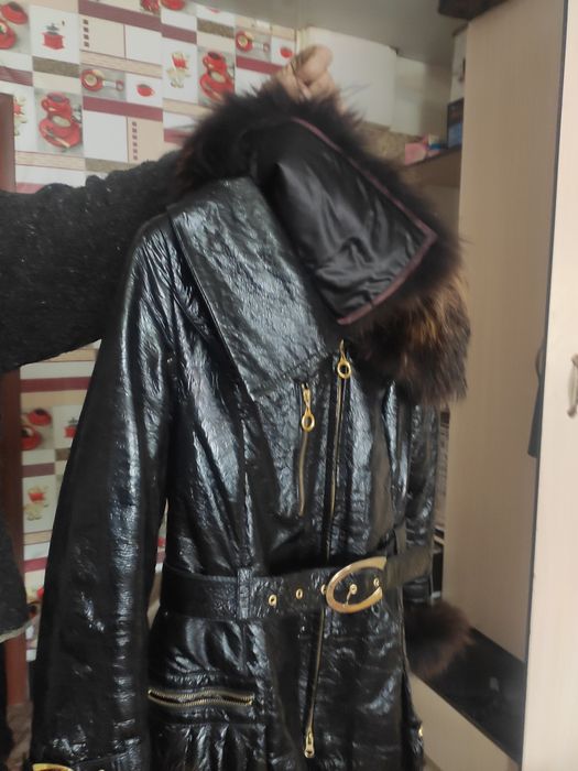 Кожаная зимняя куртка