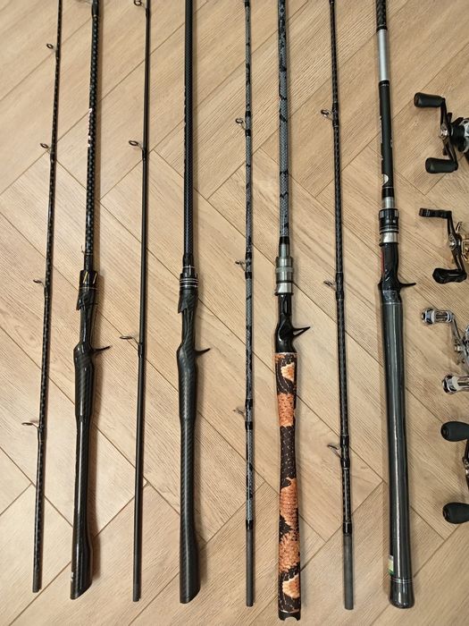 Продам кастинговые  спининги для рыбалки