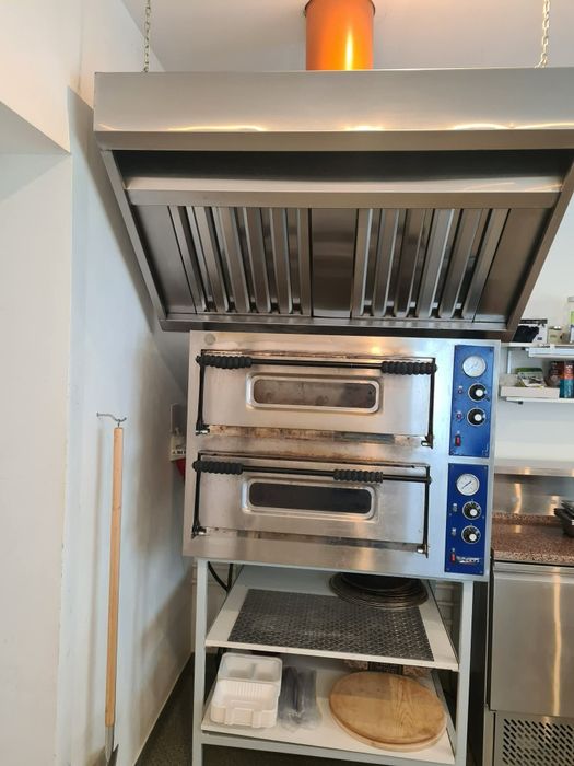 Cuptor pizza  4x4 cu şamot si hotă + suport, Trifazic