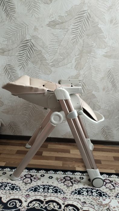 Продам стульчик для кормления