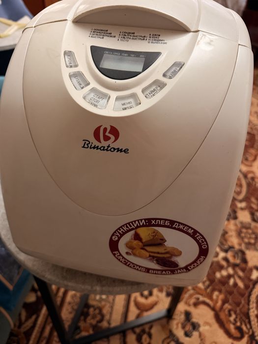 Продам хлебопечку