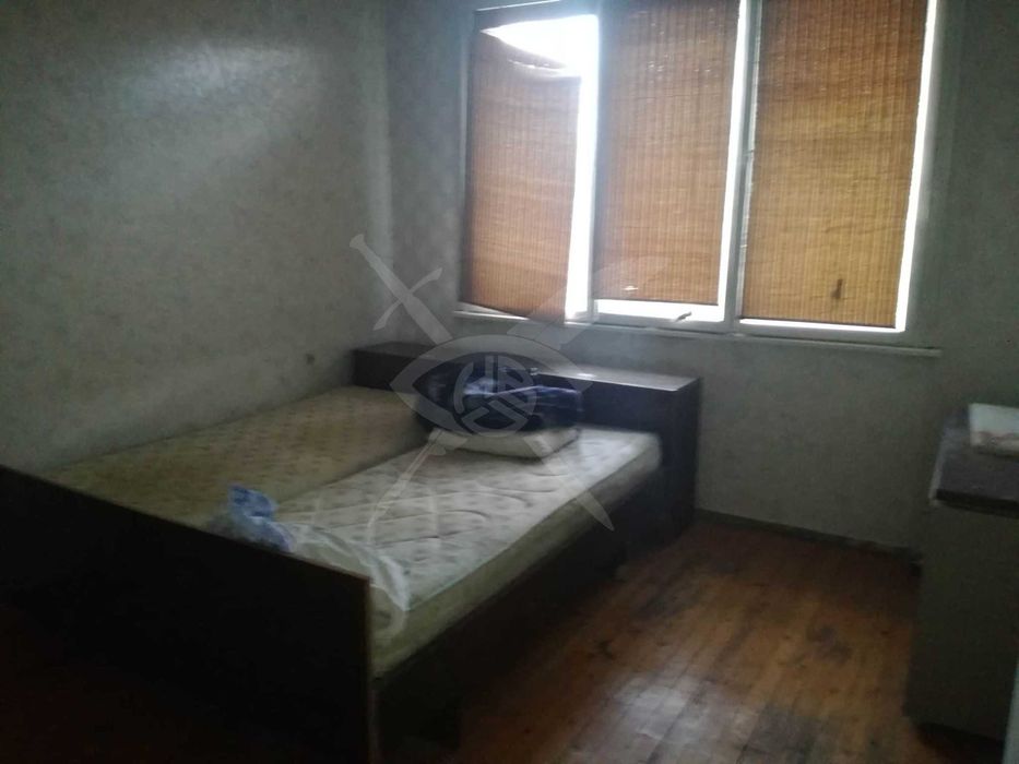 Дава се под наем Многостаен апартамент в Пловдив, Коматево - 120 кв.м за 700 € - Снимка #12