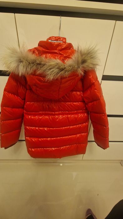 Детско якенце на moncler