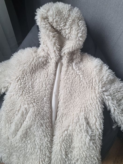 Пухено палто Зара