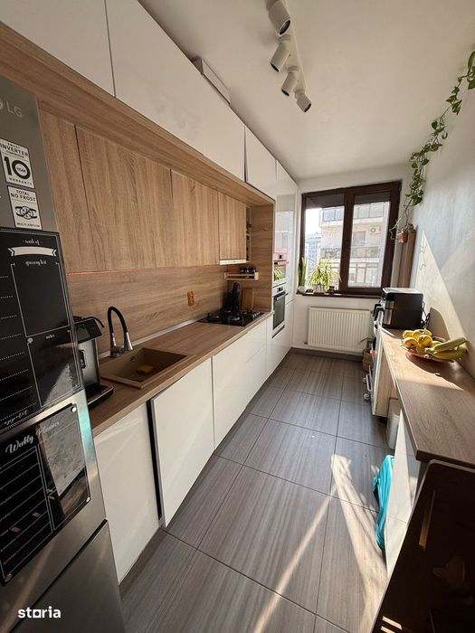 Apartament cu 3 camere si doua bai. Comision 0