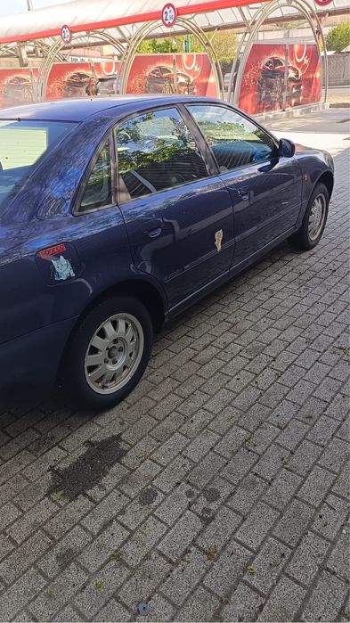 Audi a 4 b5 motor 1.6 benzina