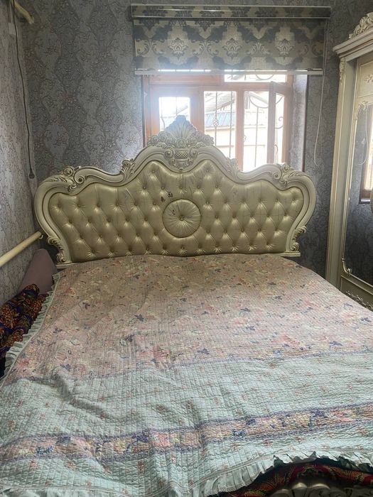 Yotoqxona mebeli sotiladi,holati judayam yaxshi,