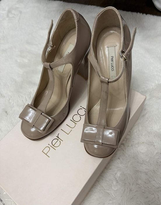 Туфли женские кофейного цвета Pier Lucci