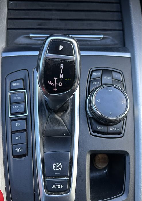 BMW X5 F15  X drive 7 locuri euro 6 NECESITA SCHIMB DISTRIBUTIE