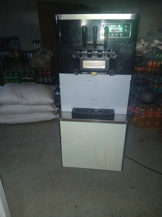 Мороженное аппарат