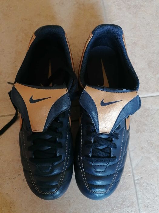 Футболни бутонки Nike
