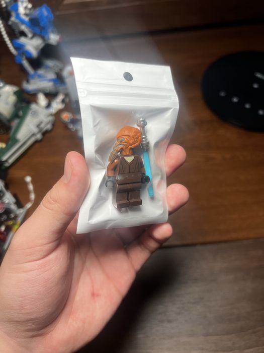 Lego Plo Koon Minifigure Old