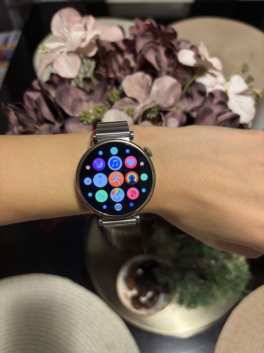 Huawei smart watch сребърно-златен