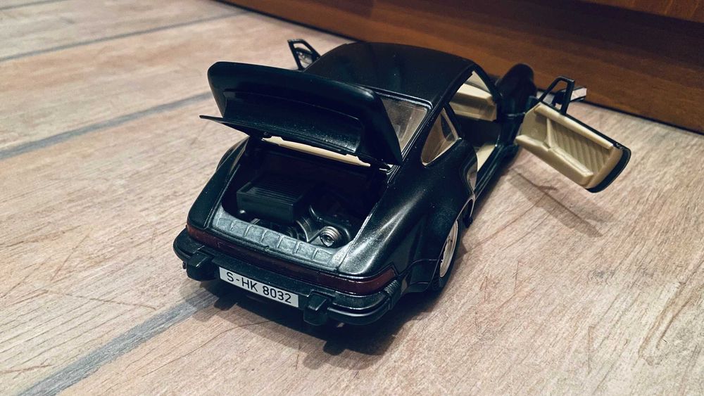 1:18 Porsche и Alfa Romeo Spider Busso (GTV) 1:18