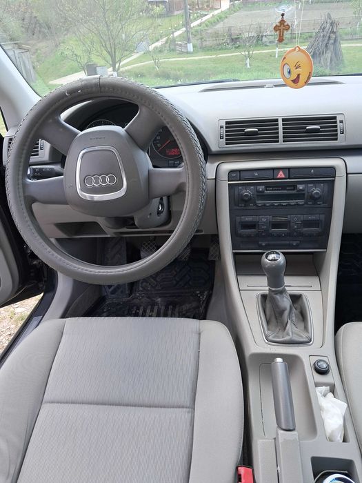 Audi A4 1.6 benzină an 2006