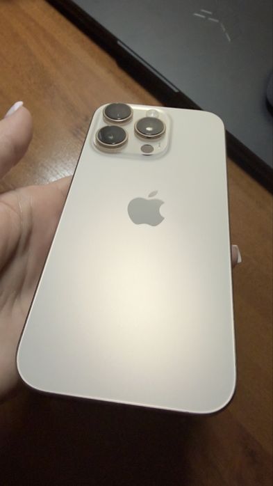 Айфон 16 pro 256 гб