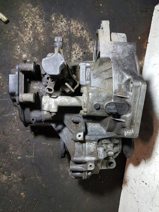 Коротка пассат б3 1.8 2.0 л