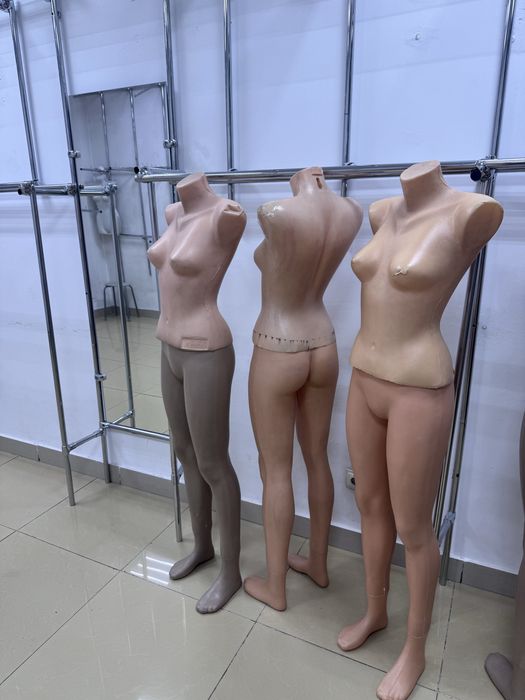 Продам тороговое оборудование,маникены,зеркало