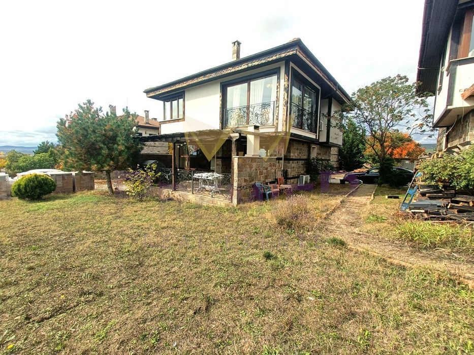 Продава се Къща в с. Кошарица, Област Бургас - 148 кв.м за 1953 €/кв.м - Снимка #1