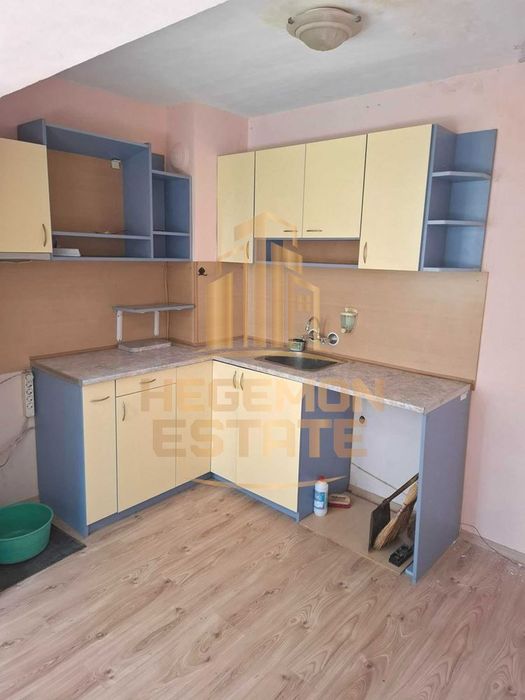 Продава се Тристаен апартамент в Варна, Владислав Варненчик - 60 кв.м за 978 €/кв.м - Снимка #2