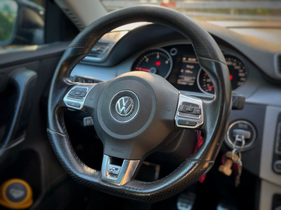 Volkswagen Passat B7 R-Line 2.0TDI 2013
