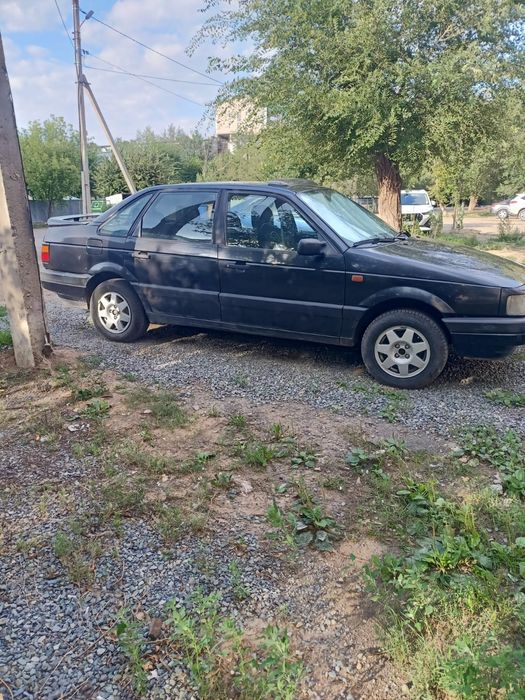 Volkswagen Passat 93 года