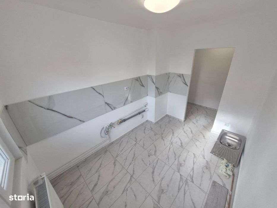 2Cam-Sagului-7 Min de Spitalul Judetean-Renovat-45MP-75.000 Euro!Neg