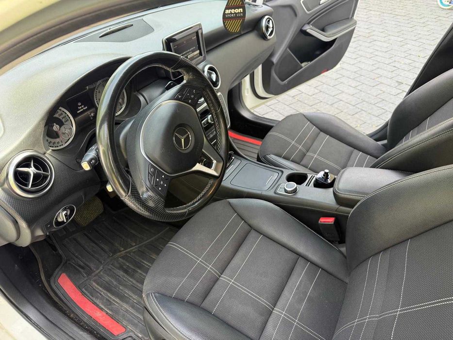 MERCEDES-BENZ A-Class 2015 — imagine 5