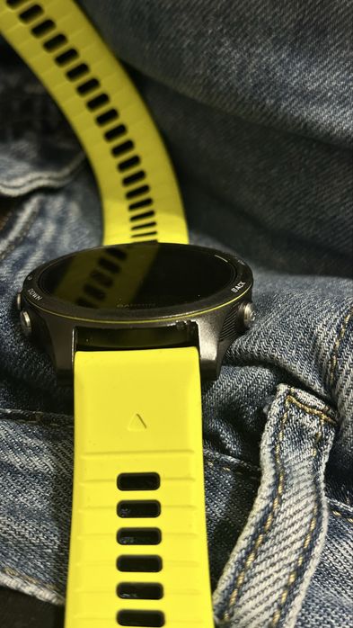 Premium GPS Running/Triathlon Watch FORERUNNER 935 TRI BUNDLE