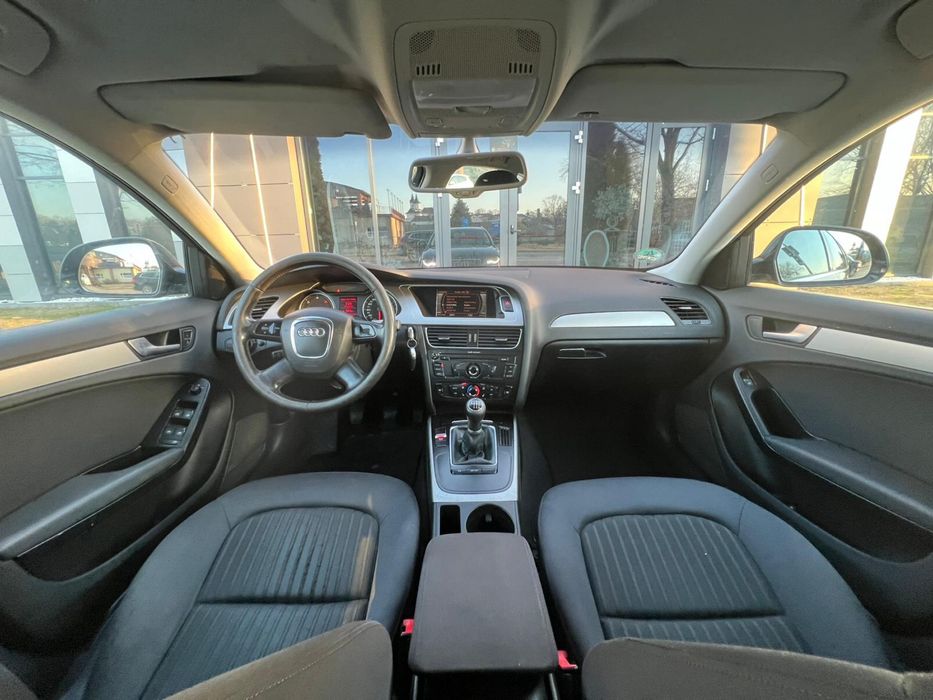 Audi A4 B8 2.0 TDI 140CP 2010 Euro 5 Led