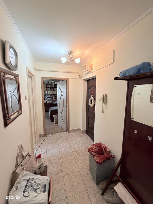 Apartament 2 camere foarte spatios la strada Primaverii