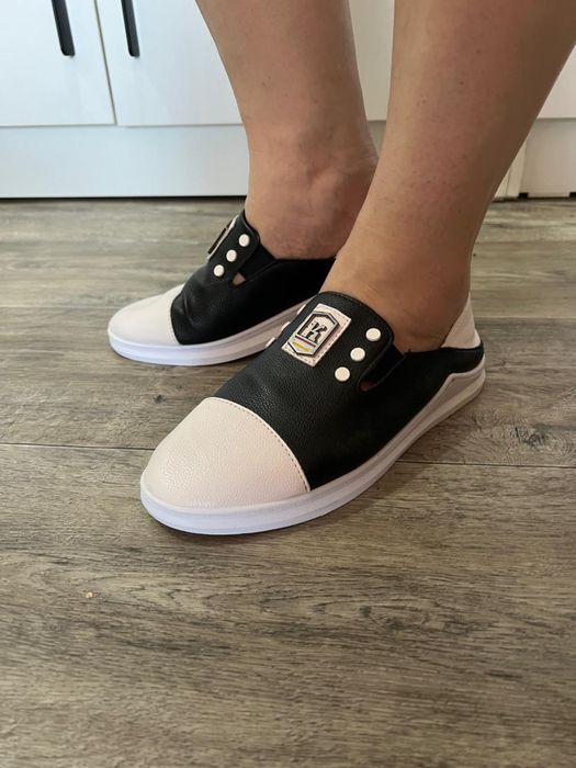 Ботинки 39размер