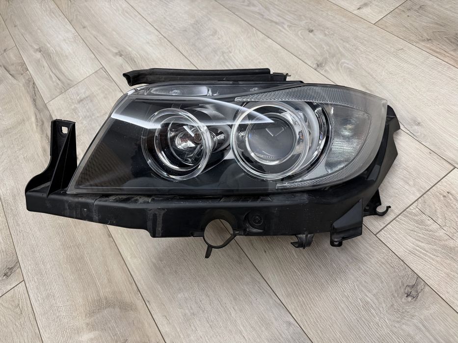 Фар за BMW E90/91 ляв