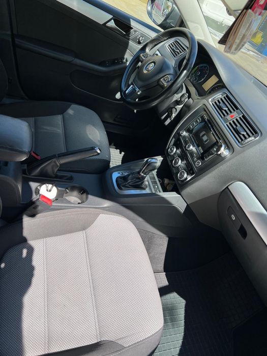 2013 Volkswagen Jetta Hybrid