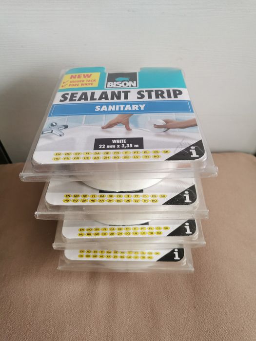 Banda adeziva pentru etansare