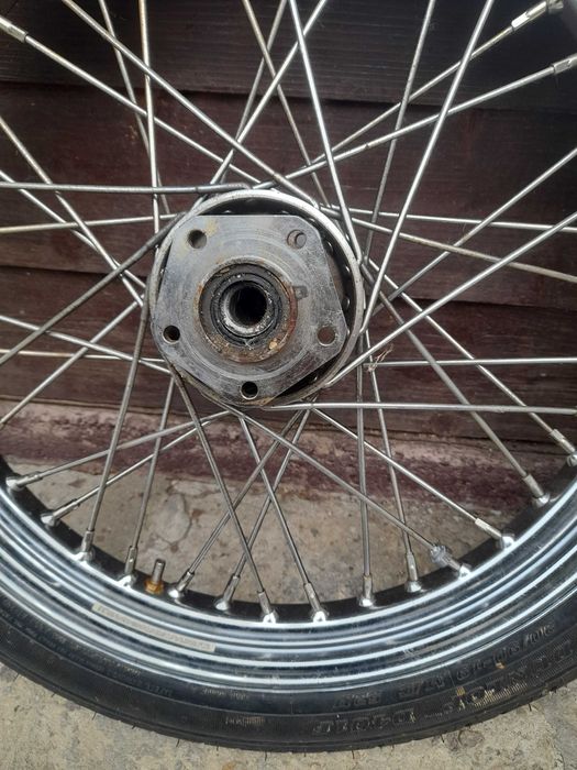 Roata fata motocicleta chopper